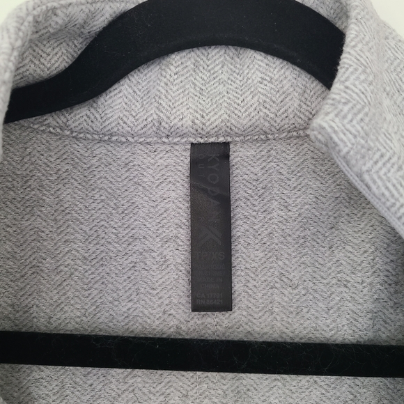 Kyodan Light Gray Women's 1-4 Zip-Up Pullover - Picture 5 of 6